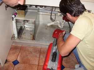 Cihazla Lavabo Gideri Açma