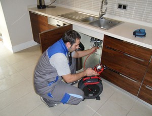 Lavabo Tıkanıklarının Nedenleri