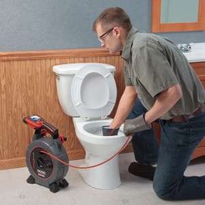 Robotla Tıkanık Klozet Nasıl Açılır